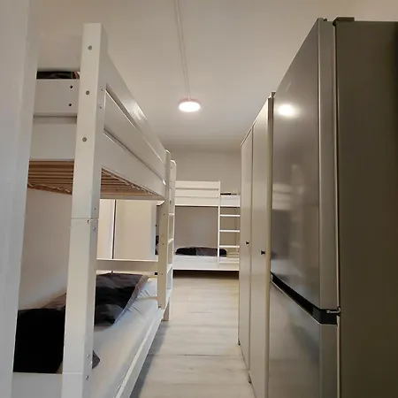 Monteurunterkunft Graz-lend * Грац