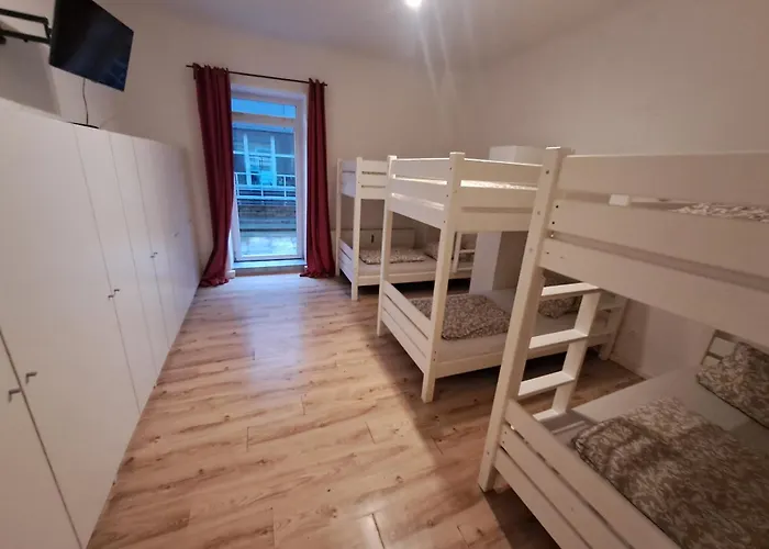 Monteurunterkunft Graz-lend *